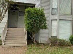 107 World Of Tennis SQ, Lakeway TX 78738