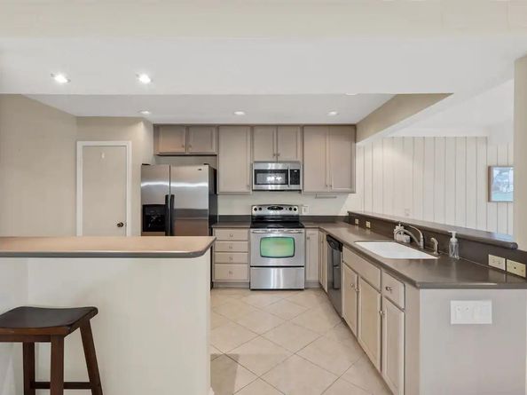 107 World Of Tennis SQ, Lakeway TX 78738