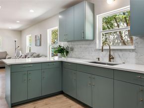 912 Gene Johnson ST, Austin TX 78751