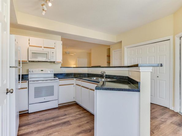 2320 Gracy Farms LN 431, Austin TX 78758