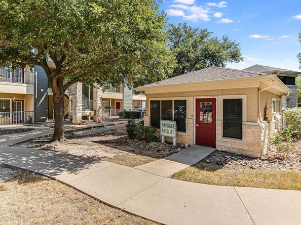 2320 Gracy Farms LN 431, Austin TX 78758