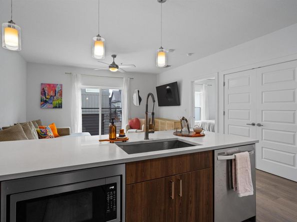 2213 Poquito ST 122, Austin TX 78722