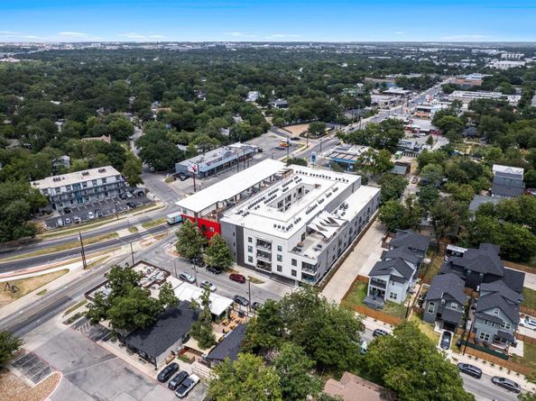 2213 Poquito ST 122, Austin TX 78722