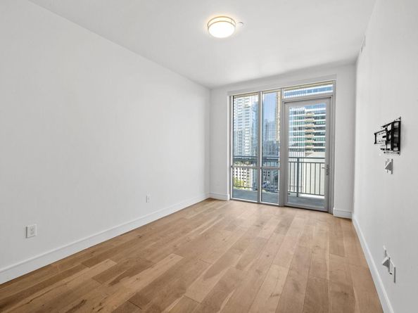 222 West Ave 1503, Austin TX 78701