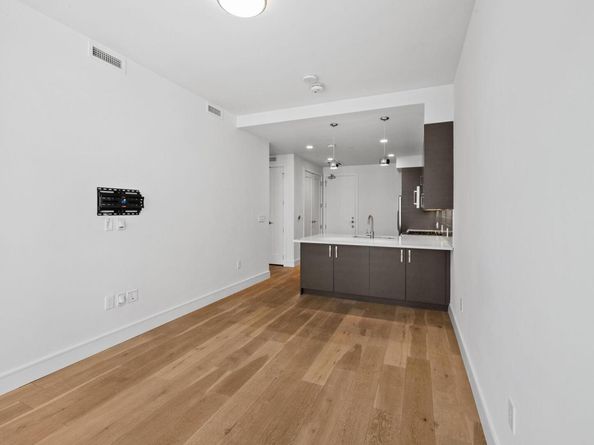 222 West Ave 1503, Austin TX 78701