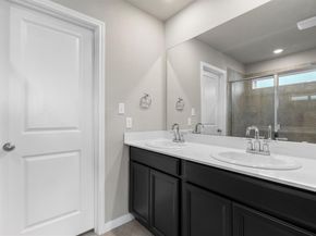 213 Wild Spur LN, Liberty Hill TX 78642