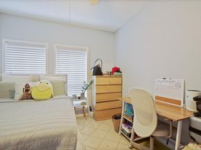 715 22 1/2 St 101, Austin TX 78705