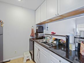 715 22 1/2 St 101, Austin TX 78705