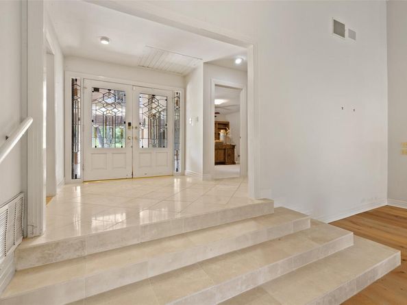 113 Serenada DR, Georgetown TX 78628