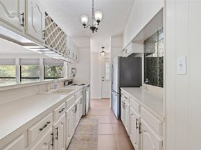 113 Serenada DR, Georgetown TX 78628