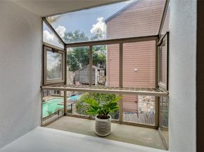 6903 Deatonhill DR 23, Austin TX 78745