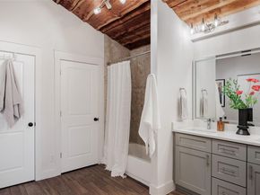 1315 Comal ST, Austin TX 78702