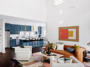 1315 Comal ST, Austin TX 78702