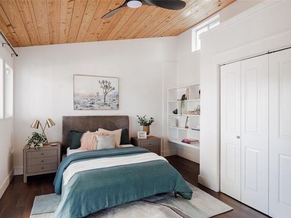 1315 Comal ST, Austin TX 78702