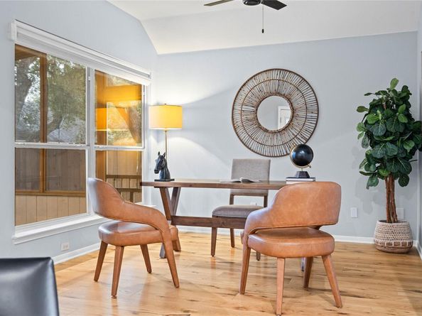 9317 Colberg DR, Austin TX 78749