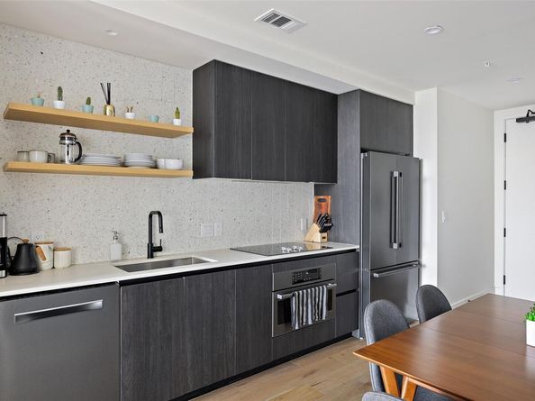 48 East Ave 2405, Austin TX 78701