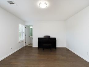 11700 Misty White DR, Austin TX 78717