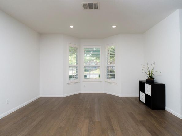 11700 Misty White DR, Austin TX 78717