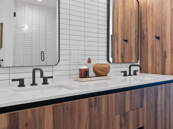 84 East Ave 2105, Austin TX 78701