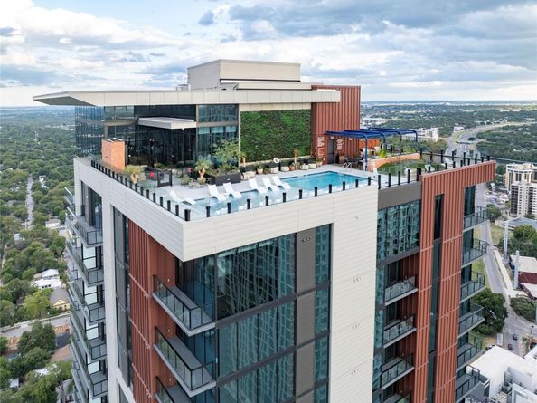 84 East Ave 2105, Austin TX 78701