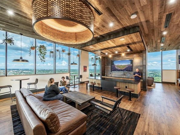 84 East Ave 2105, Austin TX 78701