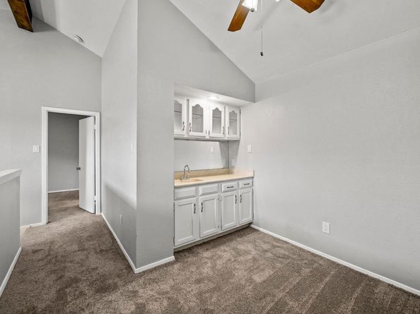 1748 Ohlen RD 76, Austin TX 78757