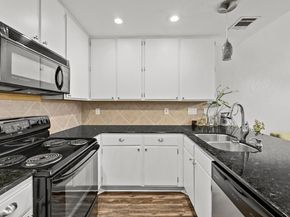 1748 Ohlen RD 76, Austin TX 78757