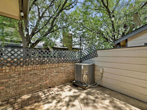 1748 Ohlen RD 76, Austin TX 78757