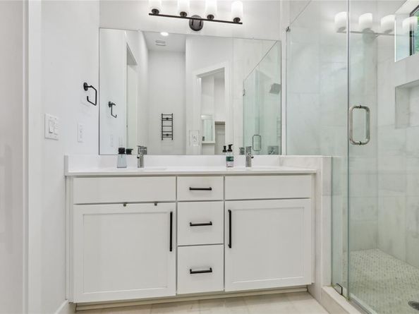 619 Hammack DR 2, Austin TX 78752