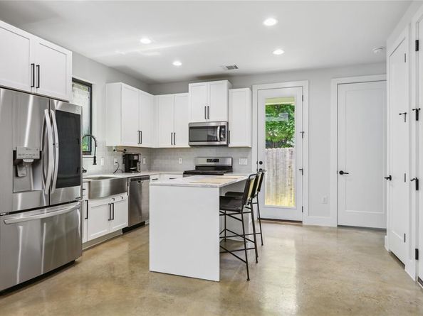 619 Hammack DR 2, Austin TX 78752