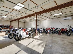 2200 Cerca Viejo Way, Austin TX 78746