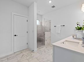 5315 La Crosse Ave 11, Austin TX 78739