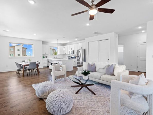 5315 La Crosse Ave 11, Austin TX 78739
