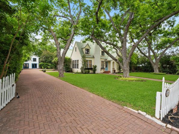 1310 E University Ave, Georgetown TX 78626