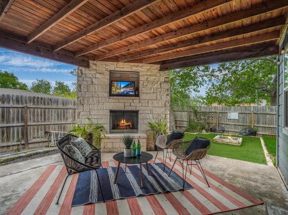 11807 Dove Haven DR, Austin TX 78753