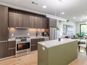 2209 S 1st ST 220, Austin TX 78704