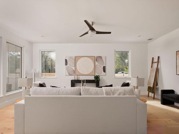 1215 Fort Branch BLVD 1, Austin TX 78721