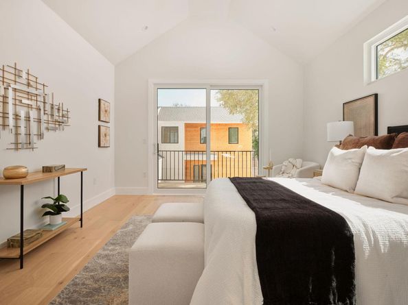 1215 Fort Branch BLVD 1, Austin TX 78721