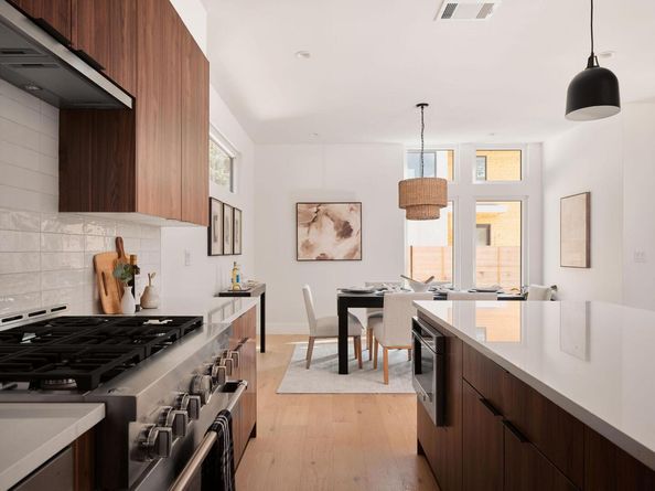 1215 Fort Branch BLVD 1, Austin TX 78721