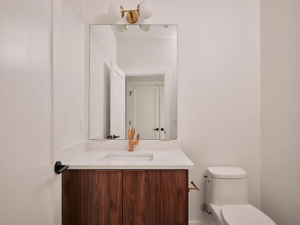 1215 Fort Branch BLVD 1, Austin TX 78721