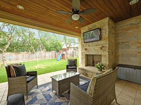 7716 Journeyville DR, Austin TX 78735