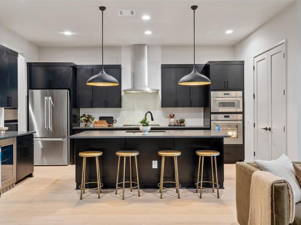 9803 Ribelin Ranch CT, Austin TX 78750
