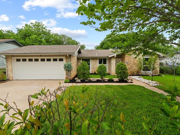 1608 Springer LN, Austin TX 78758
