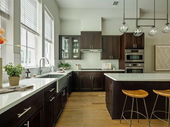 1411 Town Creek DR 5, Austin TX 78741