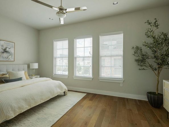 1411 Town Creek DR 5, Austin TX 78741