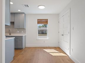 5804 Tracy Lynn LN A, Austin TX 78721