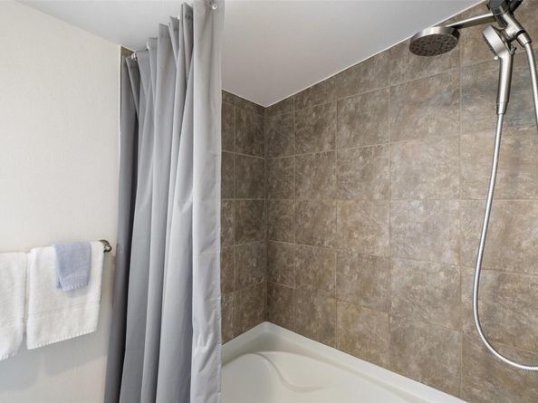 5519 Hi Line RD, Austin TX 78734
