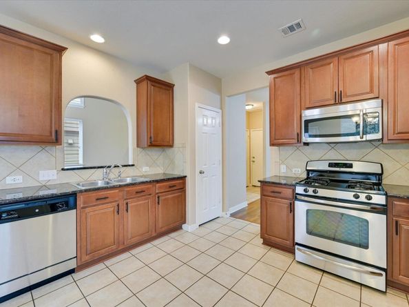 1517 Waxberry LN, Austin TX 78748