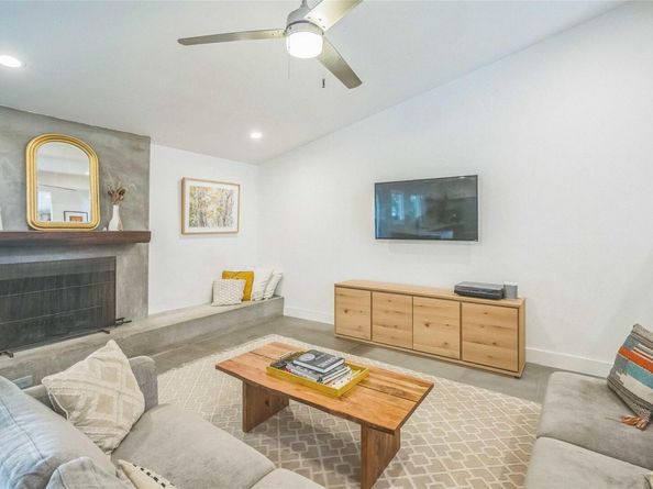 2502 Side CV, Austin TX 78704