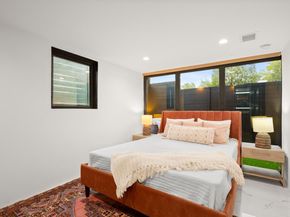 2416 E 10th ST, Austin TX 78702